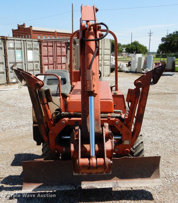 image for item FY9501 1993 Ditch Witch 3500DDLSB trencher