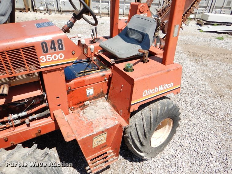 image for item FY9501 1993 Ditch Witch 3500DDLSB trencher
