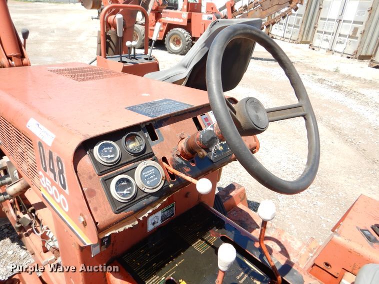 image for item FY9501 1993 Ditch Witch 3500DDLSB trencher