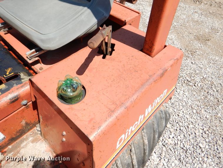 image for item FY9501 1993 Ditch Witch 3500DDLSB trencher