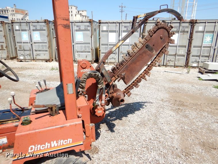 image for item FY9501 1993 Ditch Witch 3500DDLSB trencher