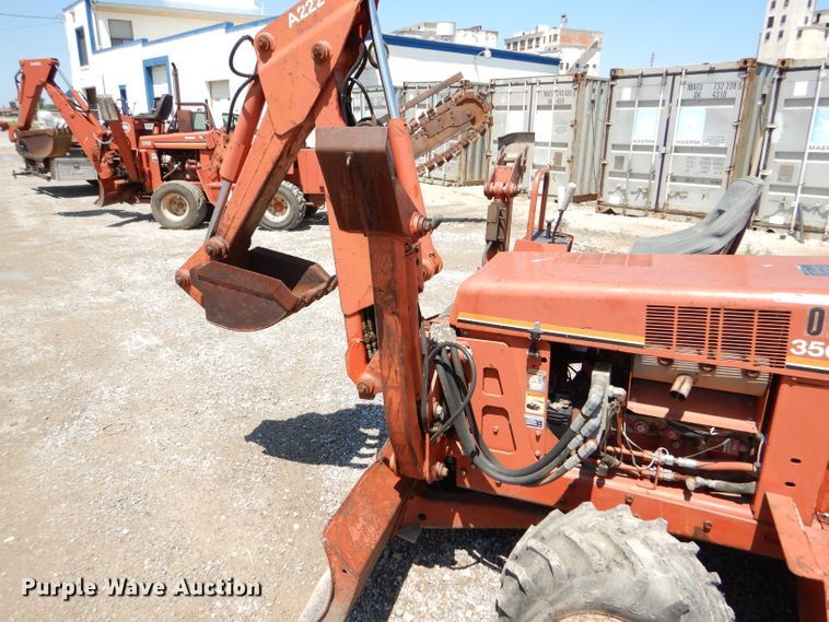 image for item FY9501 1993 Ditch Witch 3500DDLSB trencher