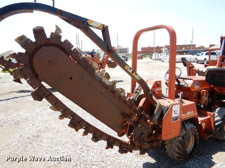 image for item FY9501 1993 Ditch Witch 3500DDLSB trencher