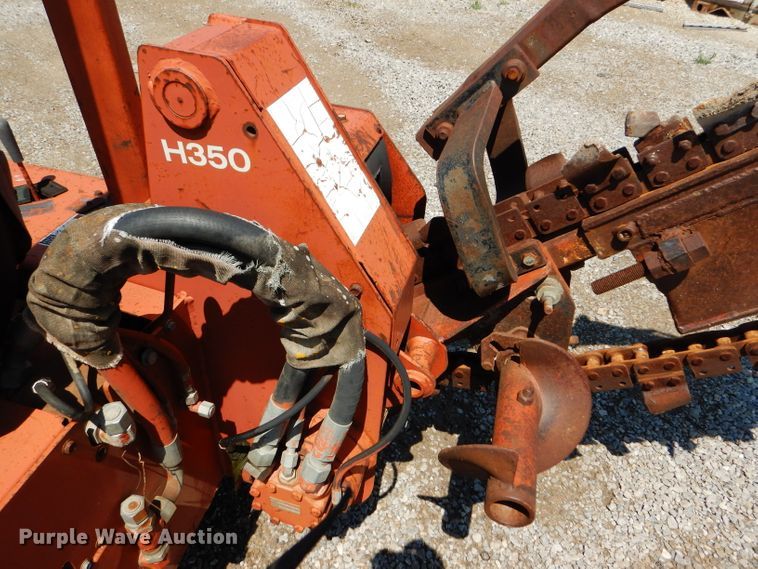 image for item FY9501 1993 Ditch Witch 3500DDLSB trencher