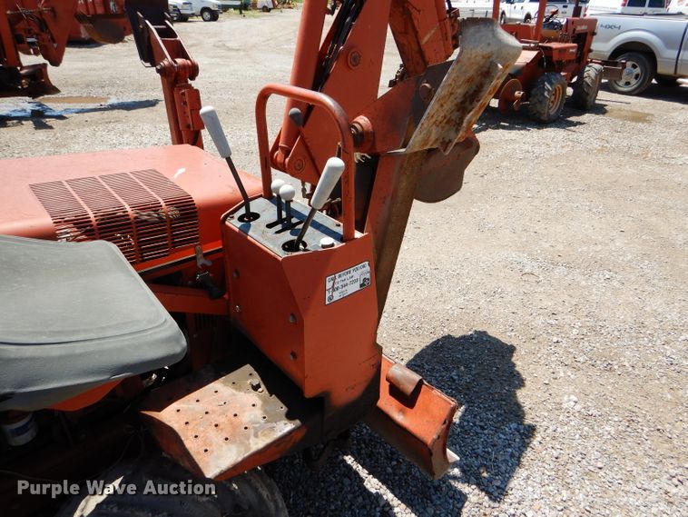 image for item FY9501 1993 Ditch Witch 3500DDLSB trencher