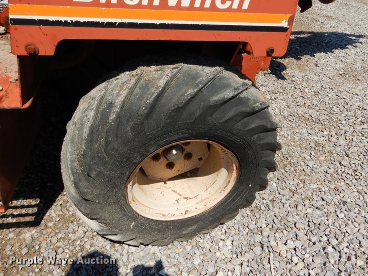 image for item FY9501 1993 Ditch Witch 3500DDLSB trencher
