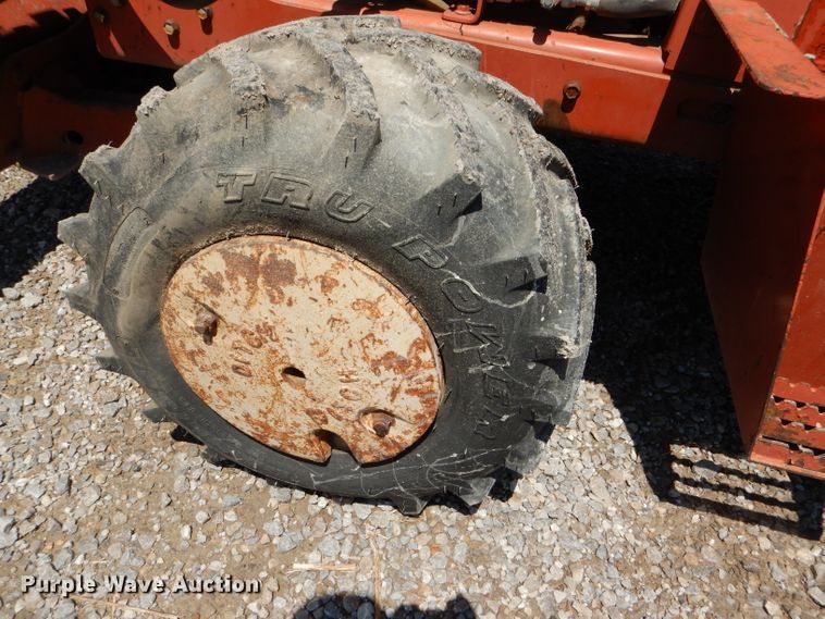 image for item FY9501 1993 Ditch Witch 3500DDLSB trencher