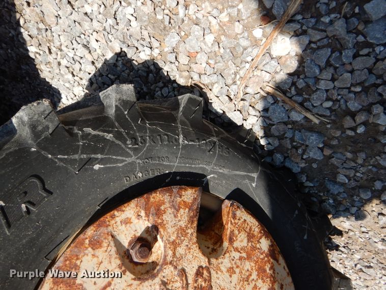 image for item FY9501 1993 Ditch Witch 3500DDLSB trencher