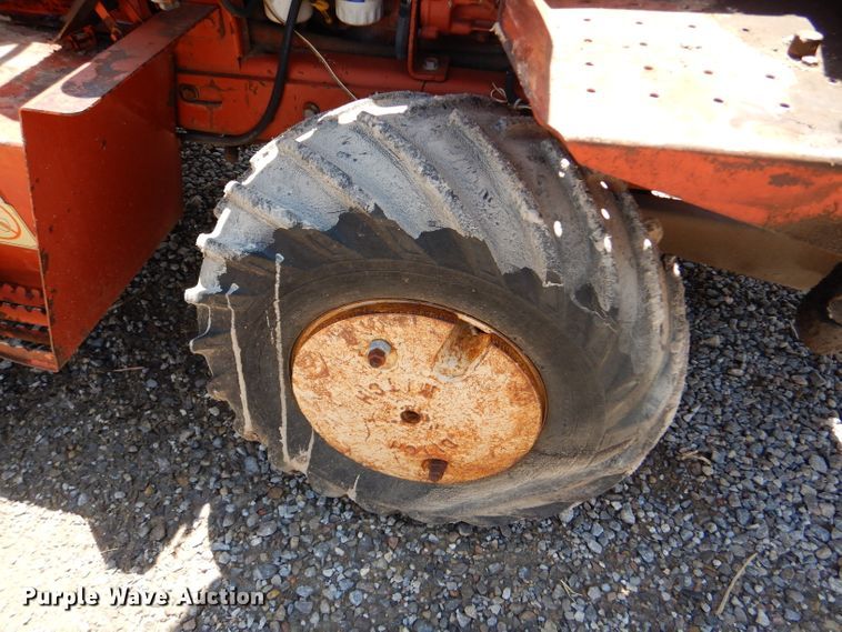 image for item FY9501 1993 Ditch Witch 3500DDLSB trencher