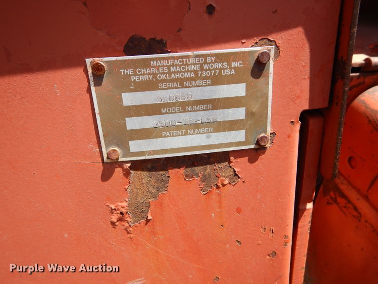 image for item FY9501 1993 Ditch Witch 3500DDLSB trencher