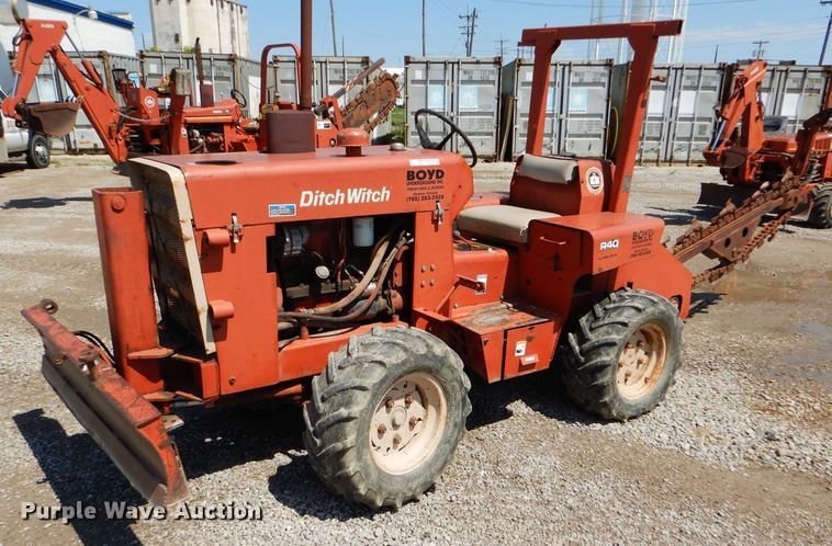 image for item FY9502 Ditch Witch R40A trencher