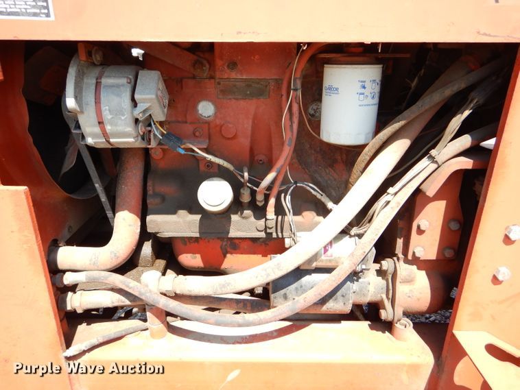 image for item FY9502 Ditch Witch R40A trencher