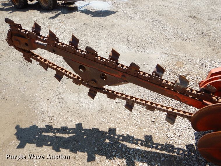 image for item FY9502 Ditch Witch R40A trencher