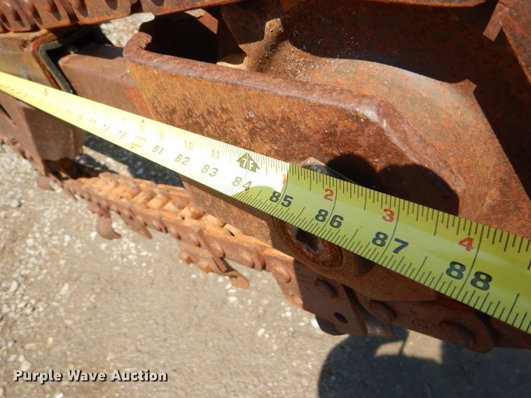 image for item FY9502 Ditch Witch R40A trencher