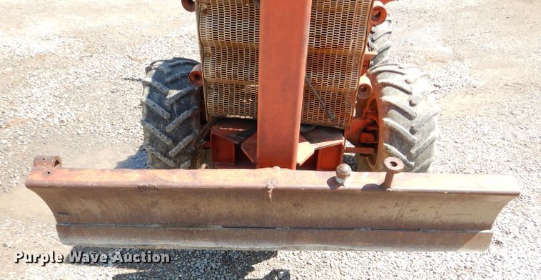 image for item FY9502 Ditch Witch R40A trencher