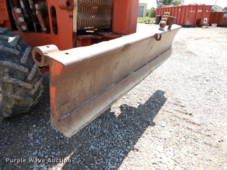 image for item FY9502 Ditch Witch R40A trencher