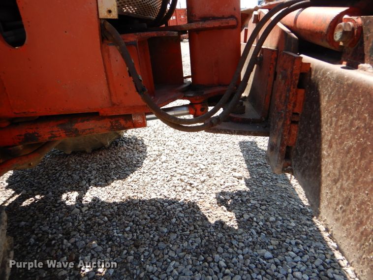 image for item FY9502 Ditch Witch R40A trencher