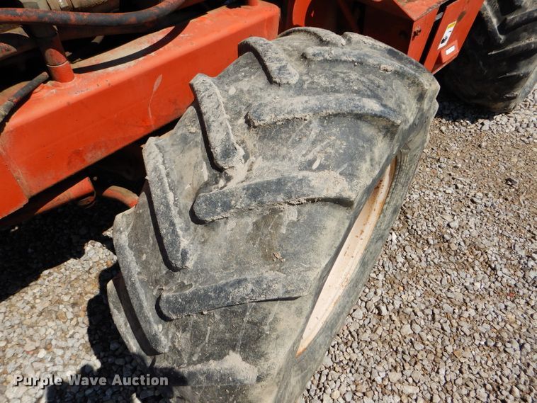 image for item FY9502 Ditch Witch R40A trencher