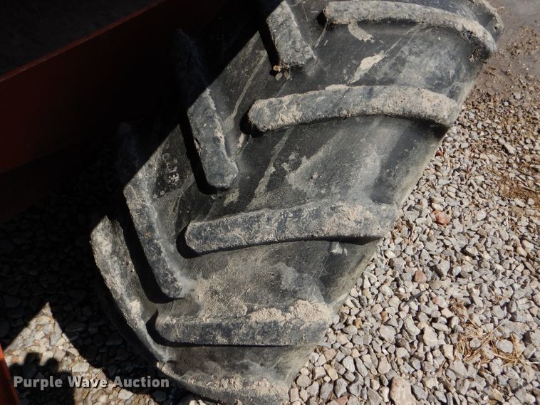 image for item FY9502 Ditch Witch R40A trencher