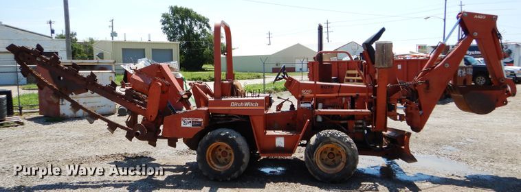 image for item FY9503 1988 Ditch Witch 5010 trencher