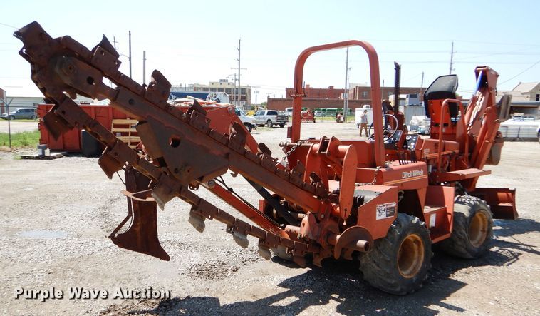 image for item FY9503 1988 Ditch Witch 5010 trencher