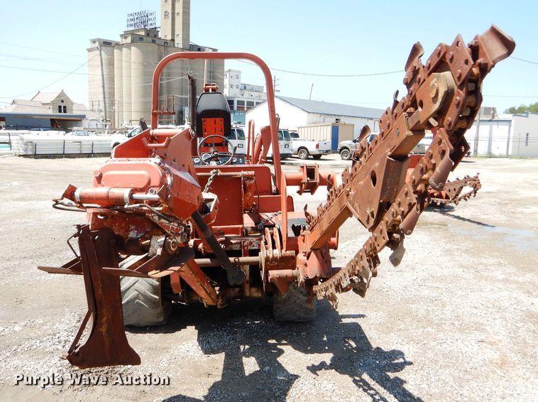 image for item FY9503 1988 Ditch Witch 5010 trencher