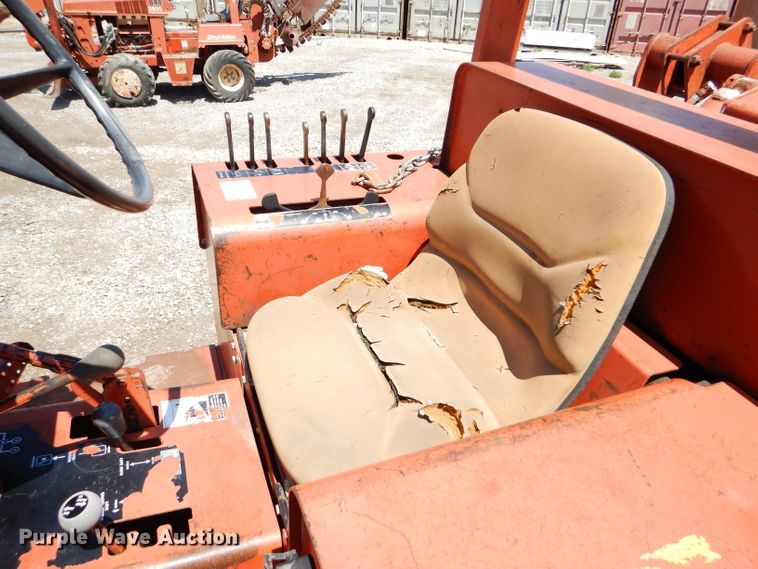 image for item FY9503 1988 Ditch Witch 5010 trencher