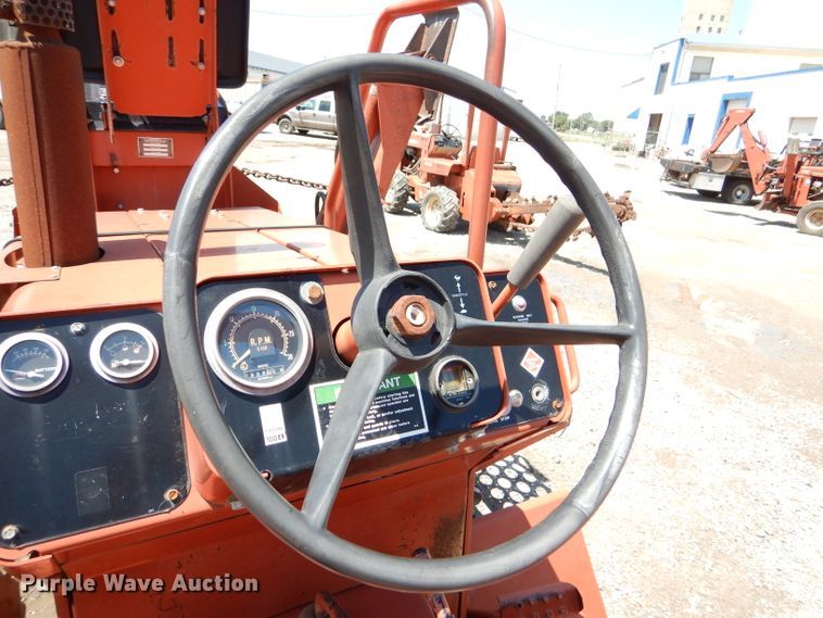 image for item FY9503 1988 Ditch Witch 5010 trencher