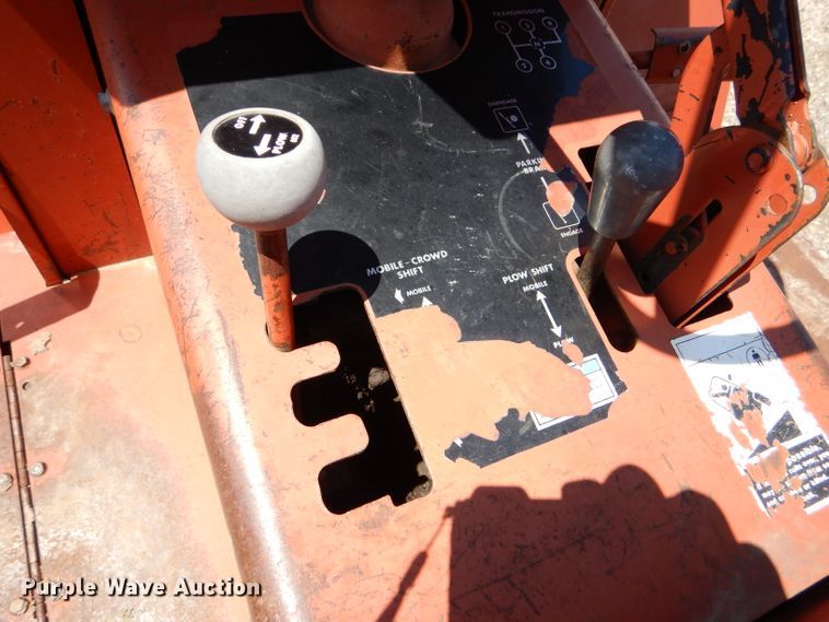 image for item FY9503 1988 Ditch Witch 5010 trencher