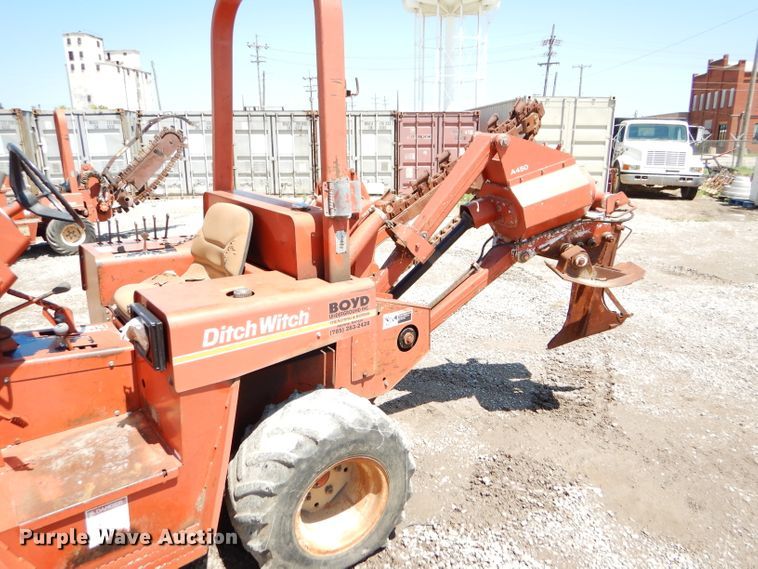 image for item FY9503 1988 Ditch Witch 5010 trencher