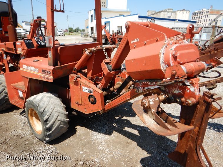 image for item FY9503 1988 Ditch Witch 5010 trencher