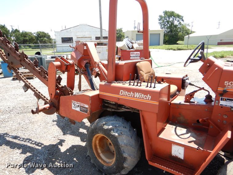 image for item FY9503 1988 Ditch Witch 5010 trencher
