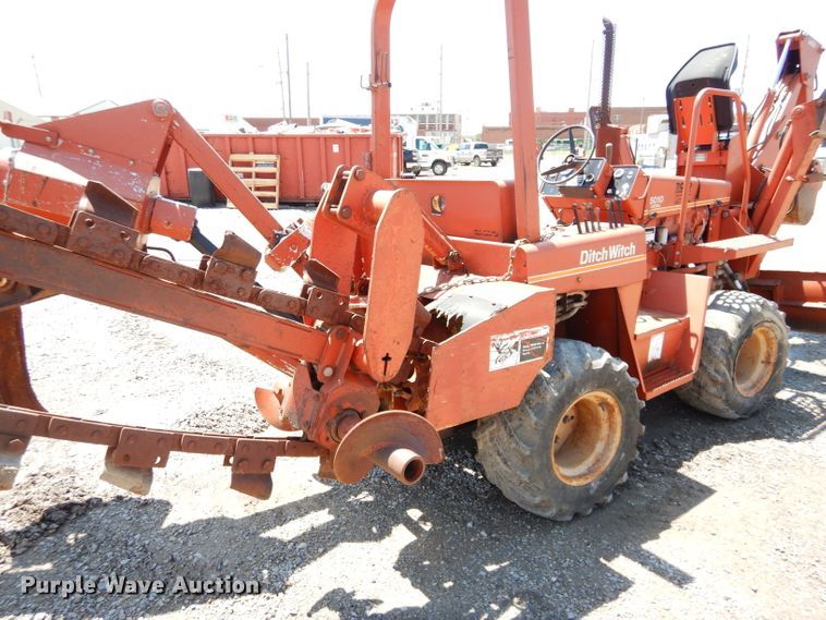 image for item FY9503 1988 Ditch Witch 5010 trencher