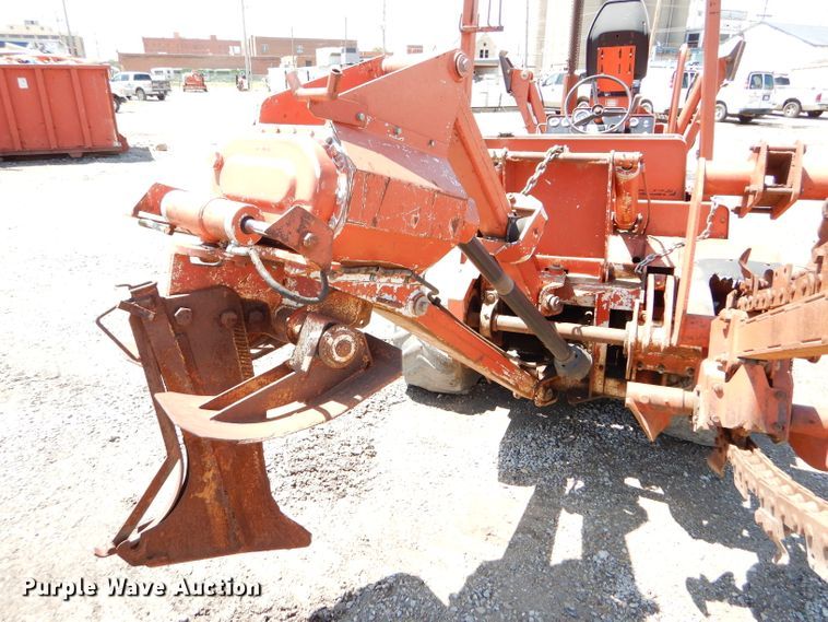 image for item FY9503 1988 Ditch Witch 5010 trencher