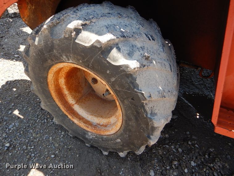 image for item FY9503 1988 Ditch Witch 5010 trencher