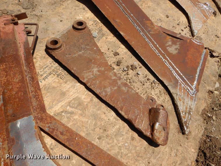 image for item FY9504 (12) vibratory plow shanks