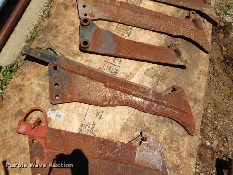 image for item FY9504 (12) vibratory plow shanks