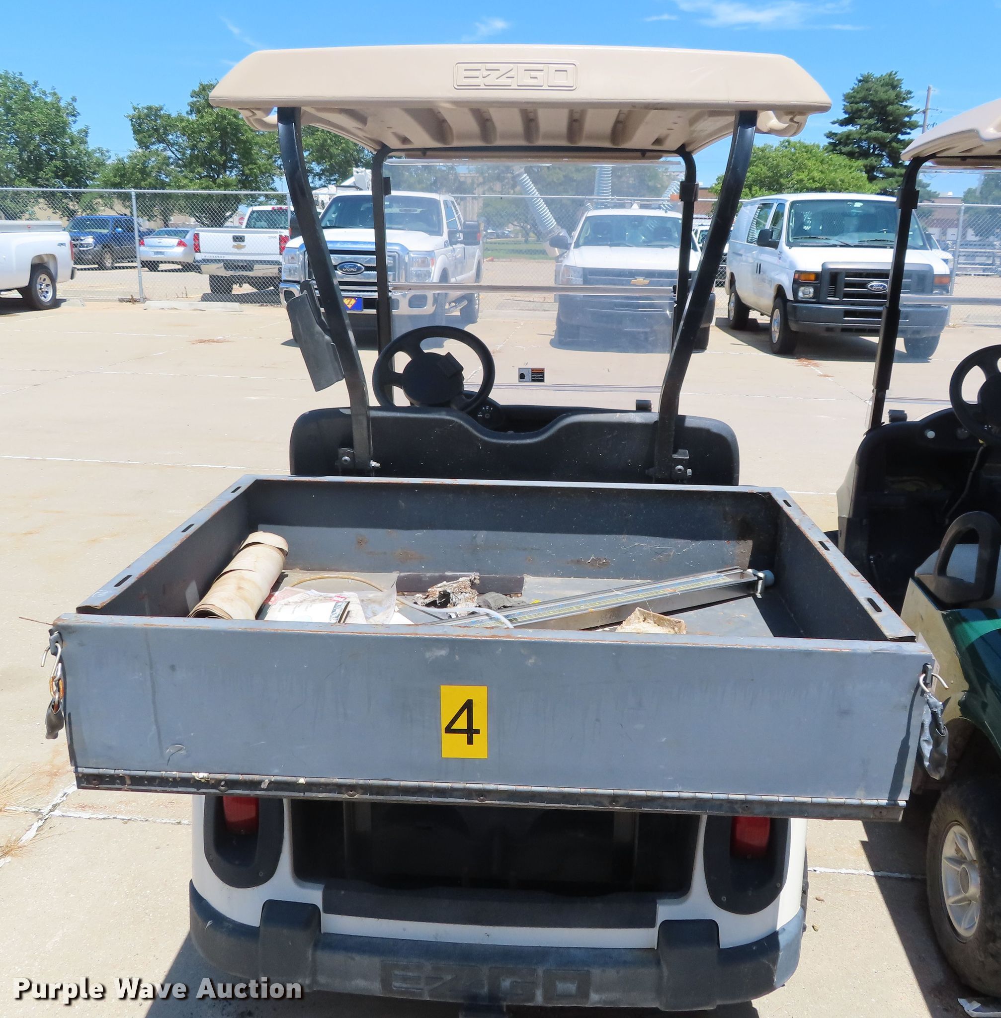 Ezgo 606600G01 golf cart in Topeka, KS Item DH0280 sold Purple Wave