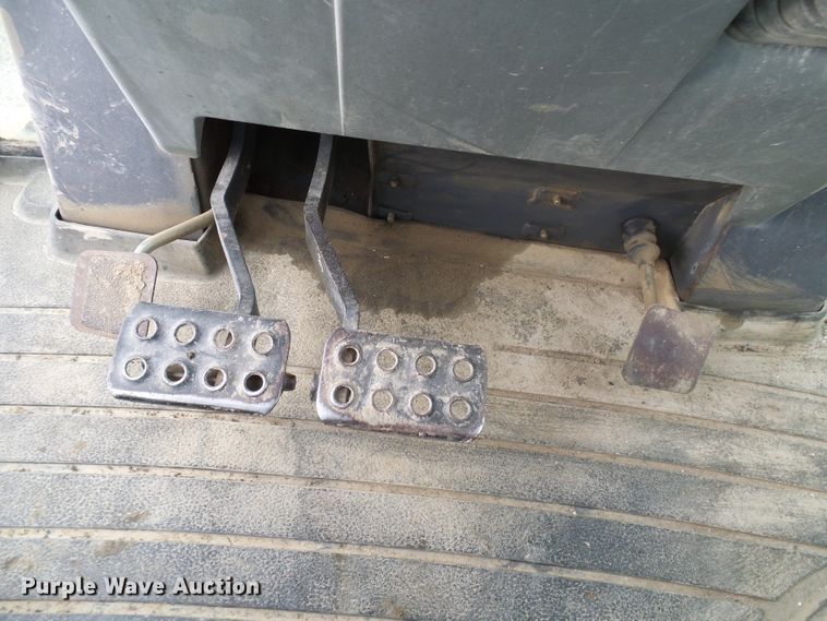 image for item DB2243 1996 Case 580L backhoe