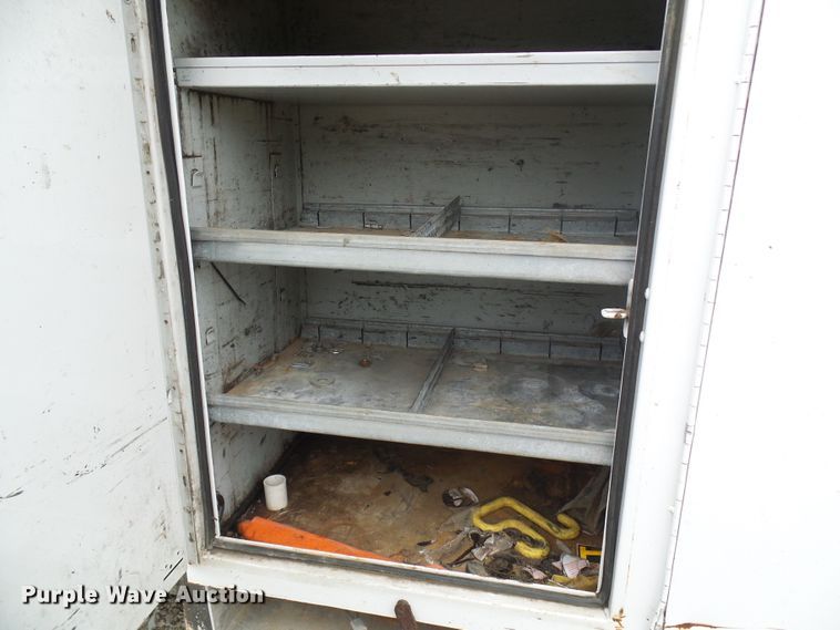 image for item DB2245 2007 GMC C5500 bucket truck