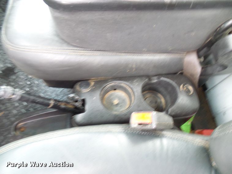 image for item DB2245 2007 GMC C5500 bucket truck