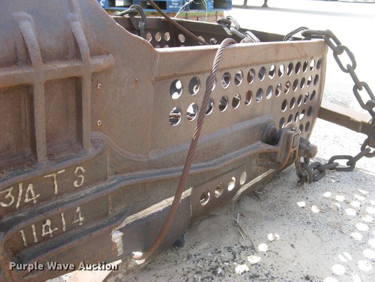 Hendrix dragline bucket in Wichita, KS Item DC1377 sold Purple Wave
