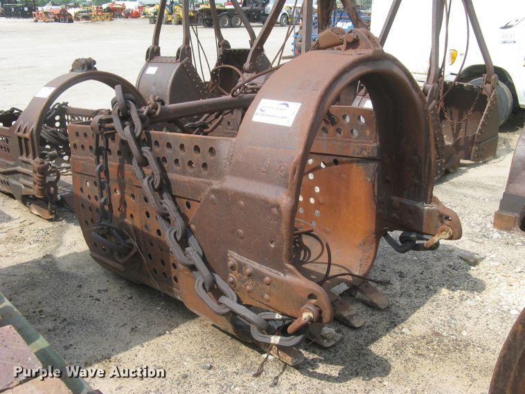 Hendrix dragline bucket in Wichita, KS Item DC1378 sold Purple Wave