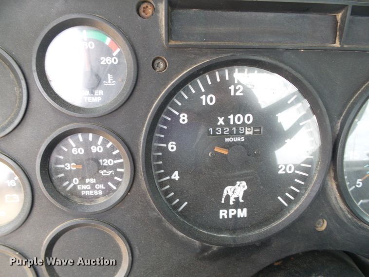 image for item DC5072 1999 Mack CH613 semi truck