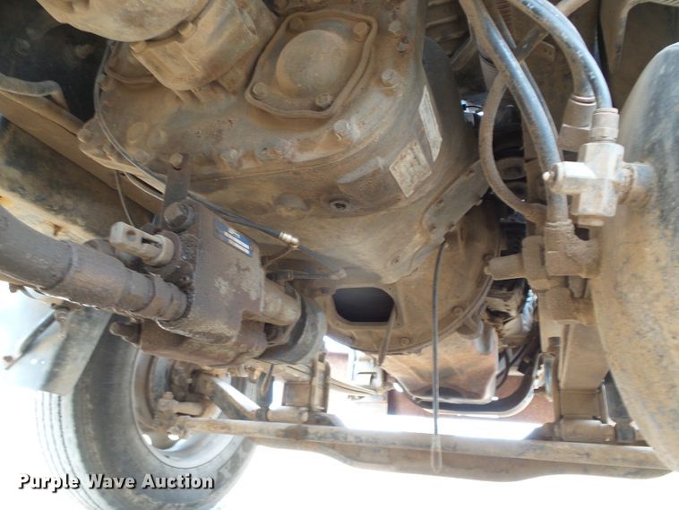 image for item DC5072 1999 Mack CH613 semi truck