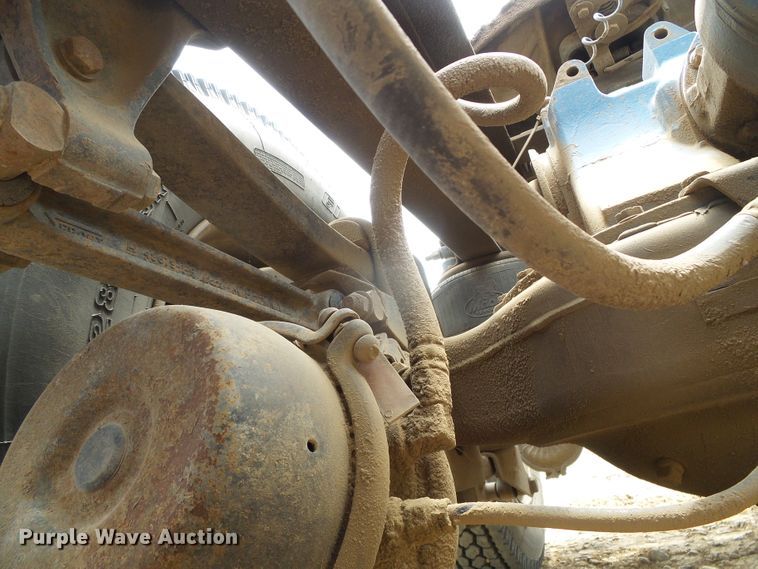 image for item DC5072 1999 Mack CH613 semi truck