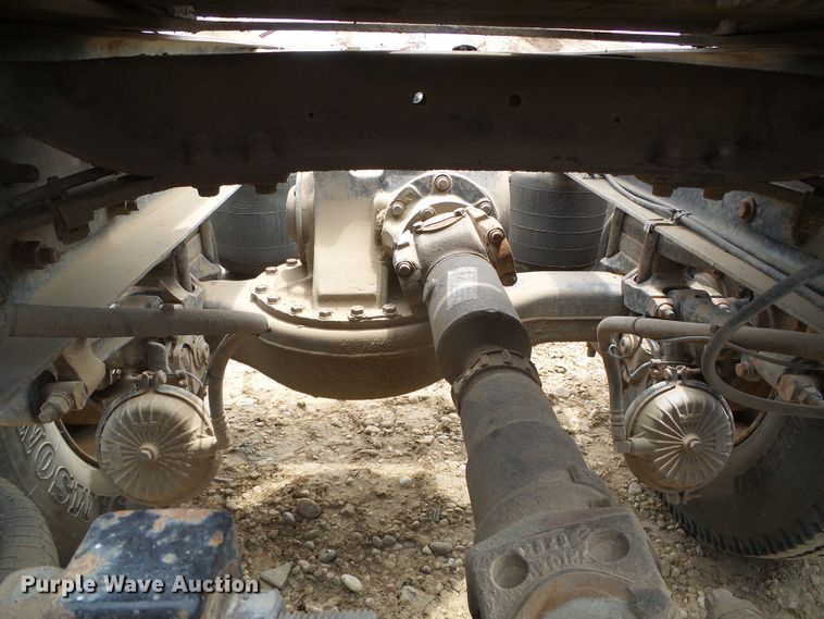 image for item DC5072 1999 Mack CH613 semi truck