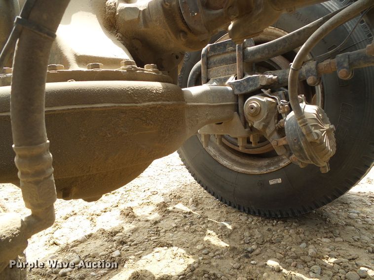 image for item DC5072 1999 Mack CH613 semi truck