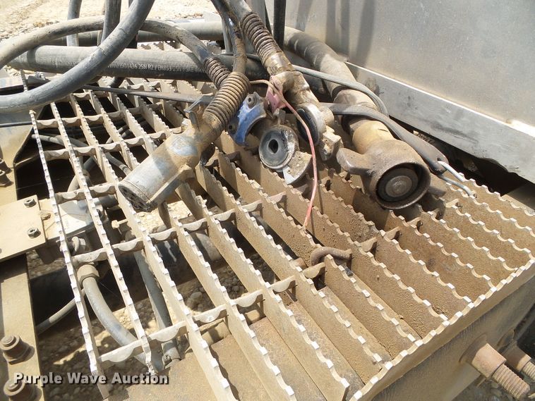 image for item DC5072 1999 Mack CH613 semi truck