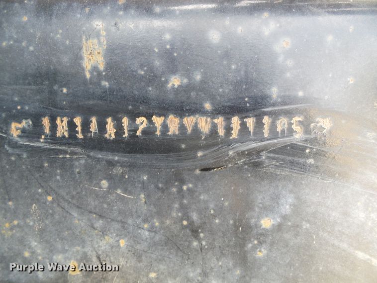 image for item DC5072 1999 Mack CH613 semi truck